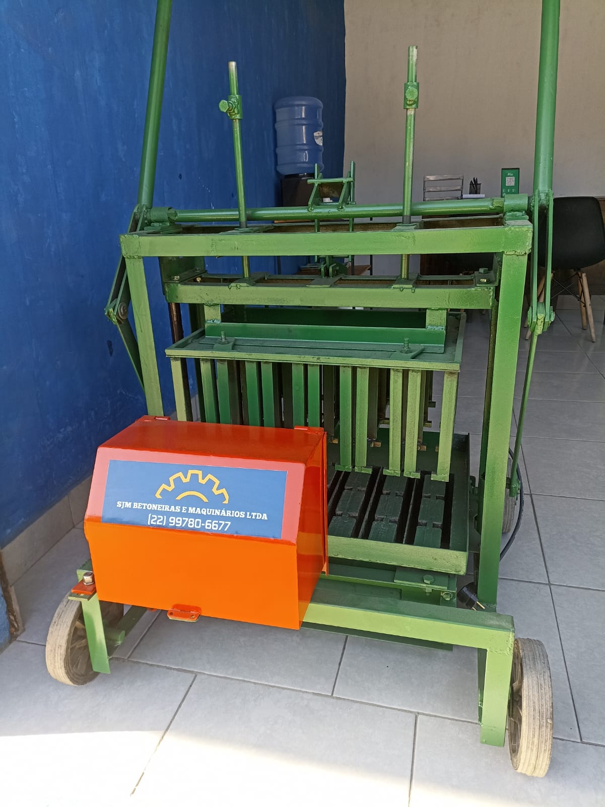 Máquina Poedeira Principal